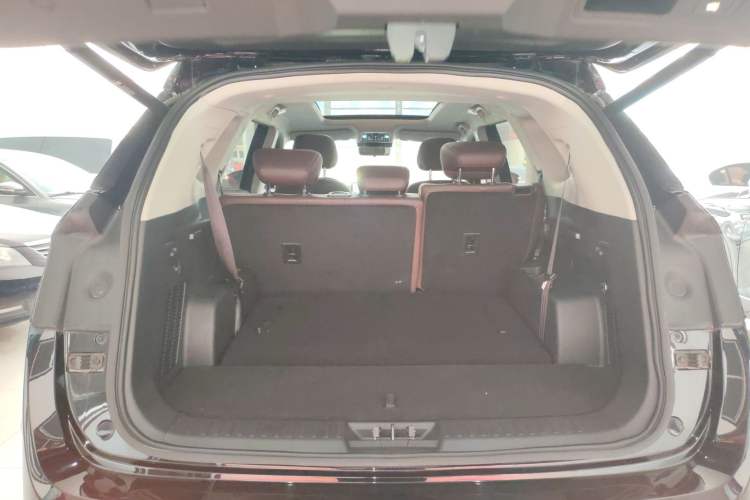 Used JETOUR X90 PRO 2024 2.0T DCT Luxury Edition 7 Seats Trunk