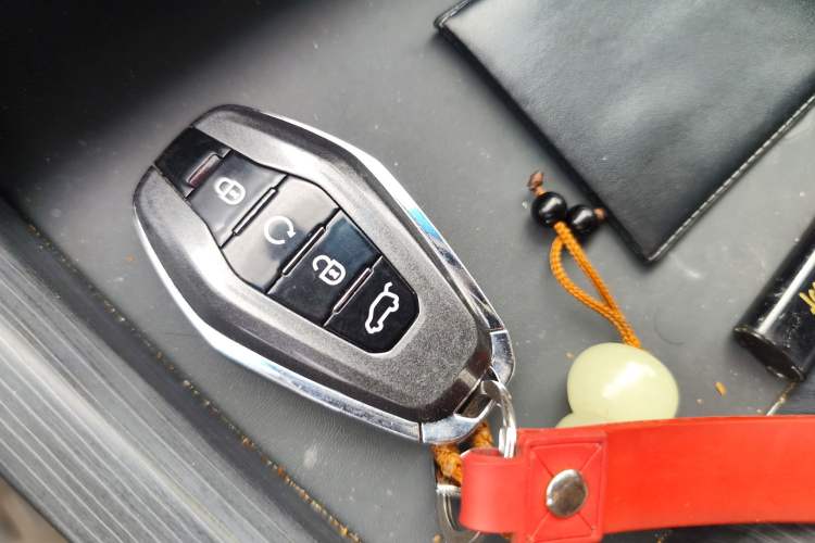 Used JETOUR X90 PRO 2024 1.6T DCT Luxury Edition 7-Seater Vehicle Key