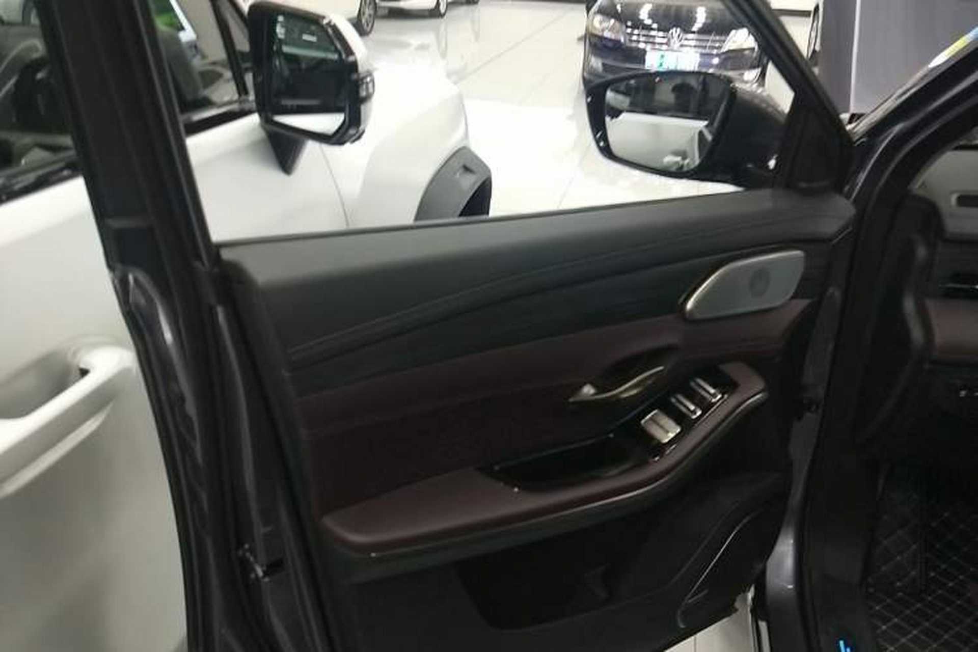 Used JETOUR X90 PRO 2024 2.0T DCT Flagship Edition 5 Seats Left Front Door Interior