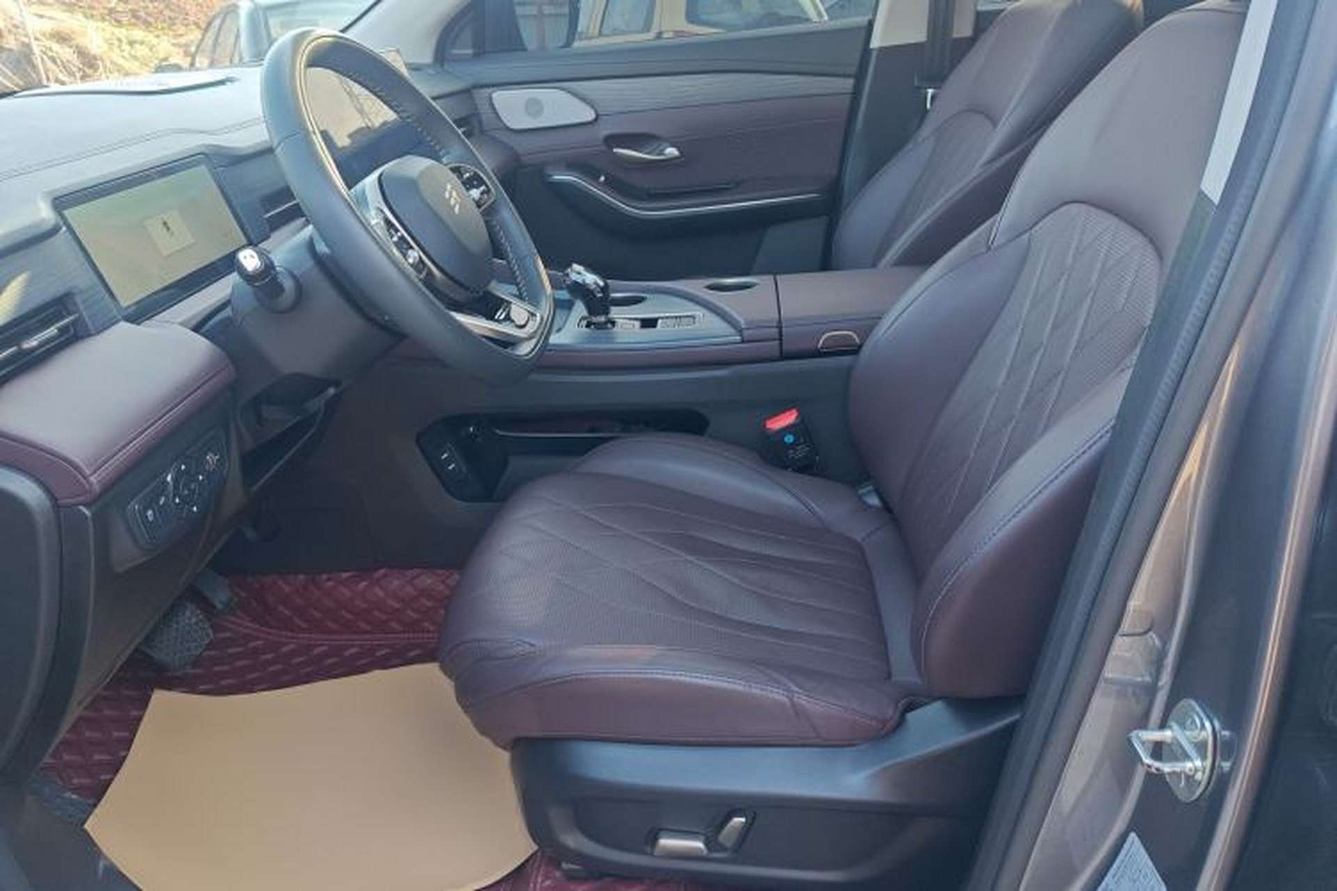 Used JETOUR X90 PRO 2024 2.0T DCT Luxury Edition 5 Seats Left Front Seat
