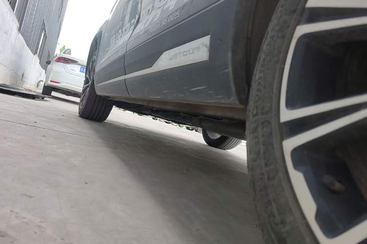 Used JETOUR X90 PRO 2024 2.0T DCT Prestige 7-Seater Left Side Sill