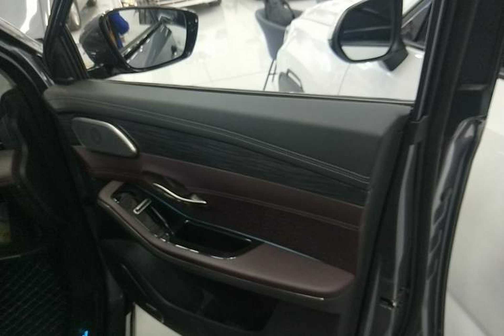 Used JETOUR X90 PRO 2024 2.0T DCT Flagship Edition 5 Seats Right Front Door Interior