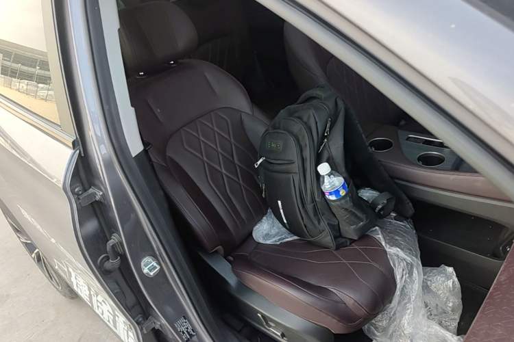 Used JETOUR X90 PRO 2024 2.0T DCT Prestige 7-Seater Right Front Seat