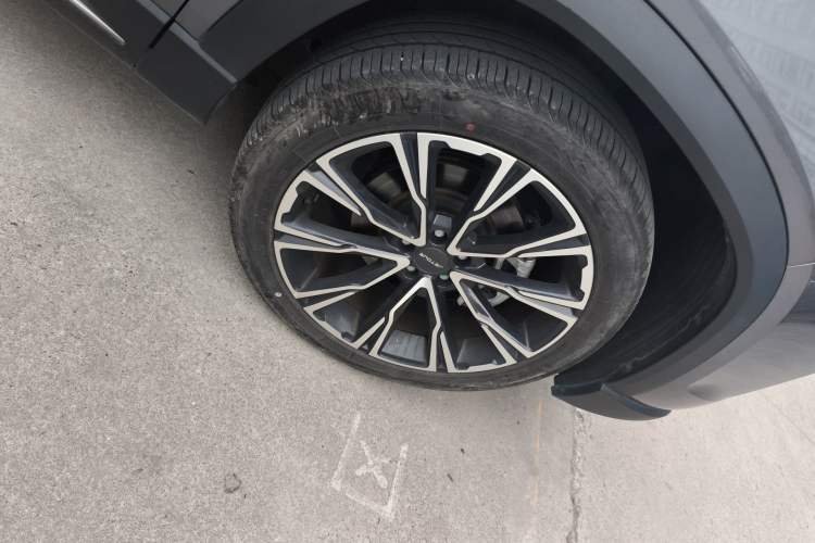 Used JETOUR X90 PRO 2024 2.0T DCT Luxury Edition 5 Seats Right Front Wheel Hub