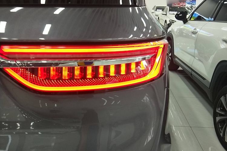 Used JETOUR X90 PRO 2024 2.0T DCT Flagship Edition 5 Seats Right Rear Taillight