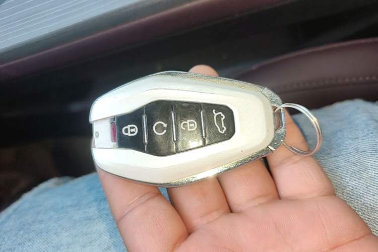 Used JETOUR X90 PRO 2024 2.0T DCT Prestige 7-Seater Vehicle Key