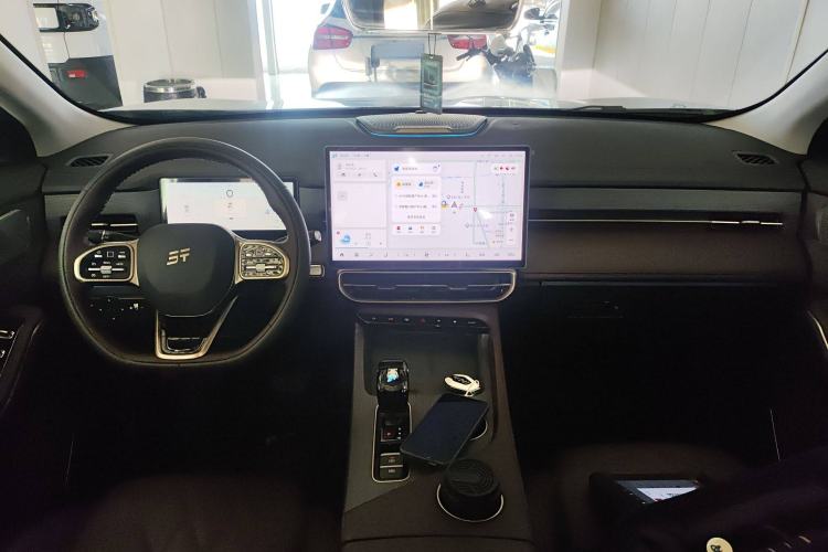 Used JETOUR X90 PRO 2024 2.0T DCT Luxury Edition 5 Seats Interior 2