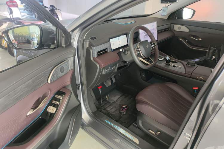 Used JETOUR X90 PRO 2024 2.0T DCT Luxury Edition 5 Seats Interior 3