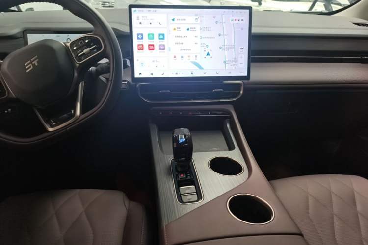 Used JETOUR X90 PRO 2024 1.6T DCT Luxury Edition 7-Seater Audio And AC Panel