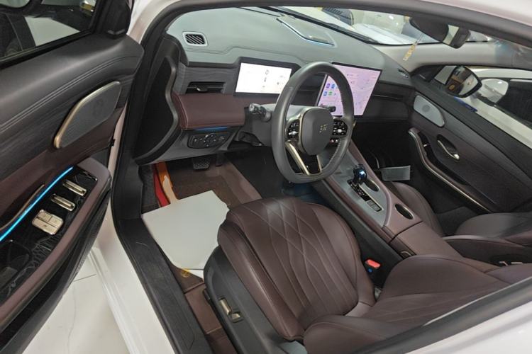 Used JETOUR X90 PRO 2024 1.6T DCT Ultimate 7-Seater Driver Seat
