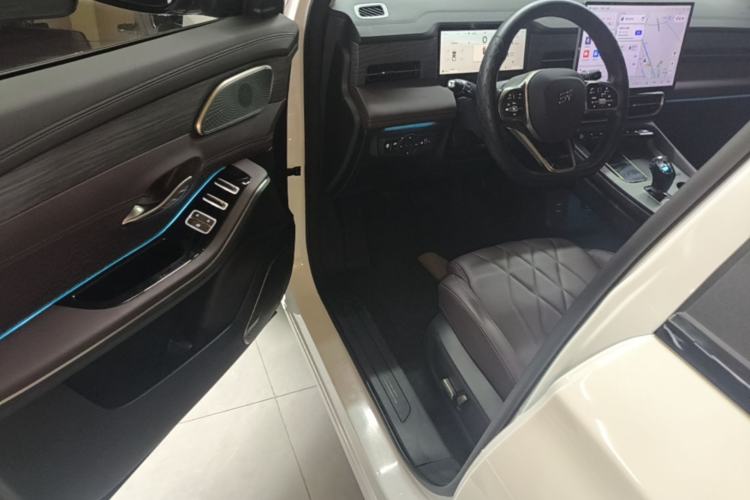 Used JETOUR X90 PRO 2024 2.0T DCT Ultimate 7-Seater Driver Seat