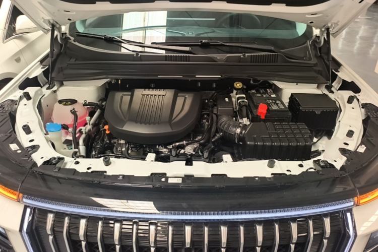 Used JETOUR X90 PRO 2024 1.6T DCT Luxury Edition 7-Seater Engine Bay