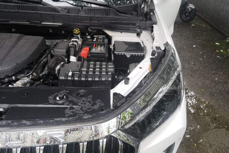 Used JETOUR X90 PRO 2024 1.6T DCT Luxury Edition 7-Seater Engine Bay Left
