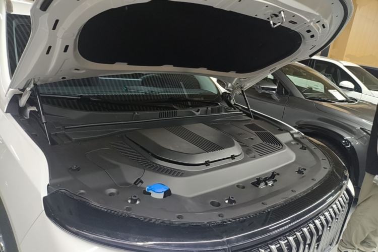 Used JETOUR X90 PRO 2024 2.0T DCT Ultimate 7-Seater Engine Bay