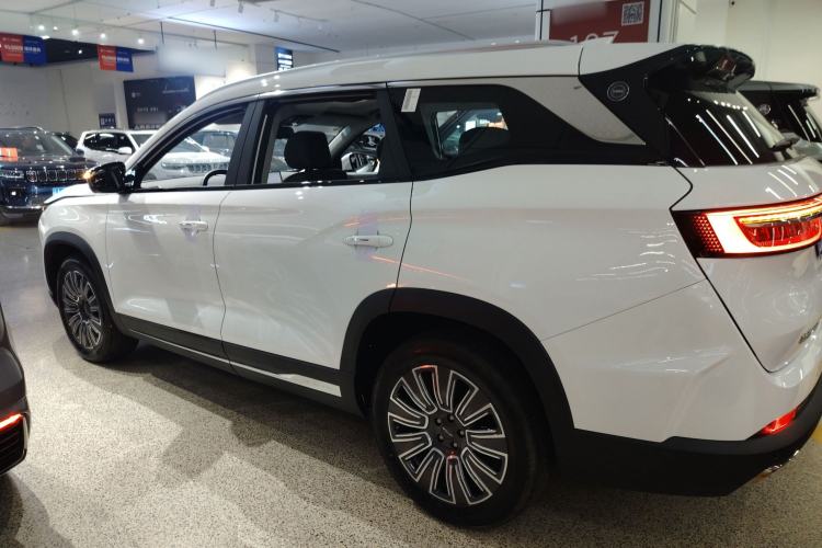 Used JETOUR X90 PRO 2024 1.6T DCT Luxury Edition 5 Seats Exterior 3