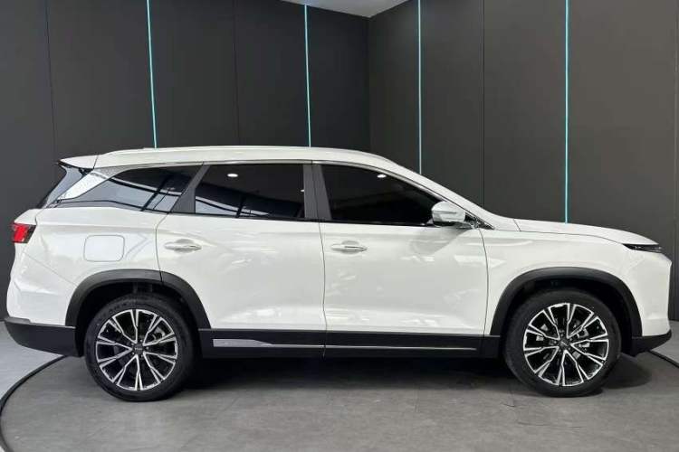 Used JETOUR X90 PRO 2024 2.0T DCT Ultimate 7-Seater Exterior 5