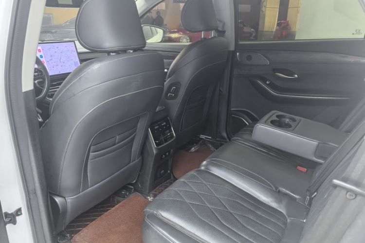 Used JETOUR X90 PRO 2024 2.0T DCT Flagship Edition 7 Seats Headliner