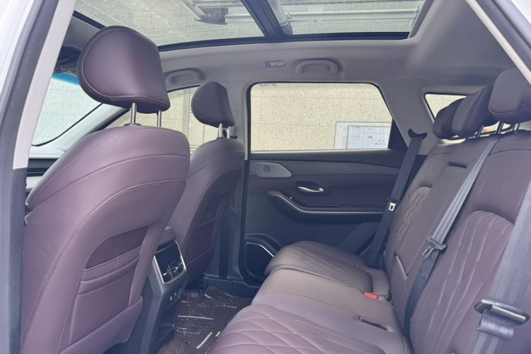 Used JETOUR X90 PRO 2024 1.6T DCT Luxury Edition 7-Seater Interior 1