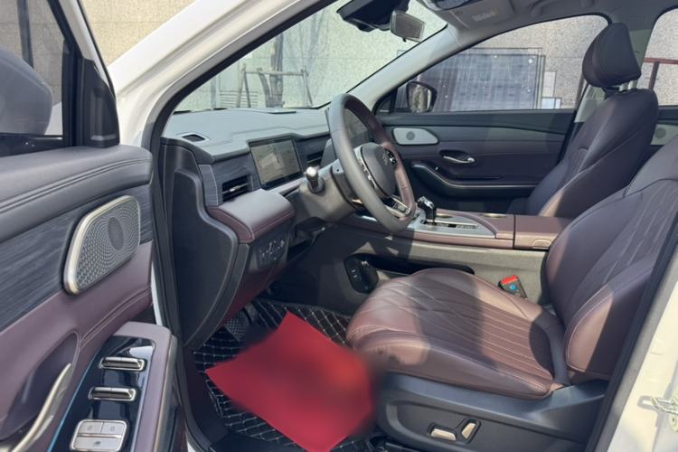 Used JETOUR X90 PRO 2024 2.0T DCT Luxury Edition 7 Seats Interior 2