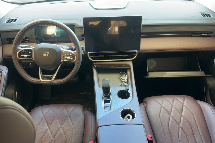 Used JETOUR X90 PRO 2024 2.0T DCT Luxury Edition 5 Seats Interior 3