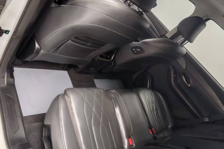 Used JETOUR X90 PRO 2024 2.0T DCT Luxury Edition 5 Seats Interior 6