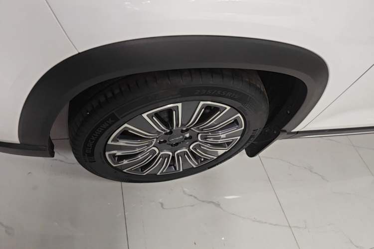 Used JETOUR X90 PRO 2024 1.6T DCT Ultimate 7-Seater Left Front Wheel Hub