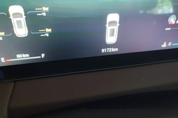 Used JETOUR X90 PRO 2024 2.0T DCT Luxury Edition 7 Seats Odometer Close Up