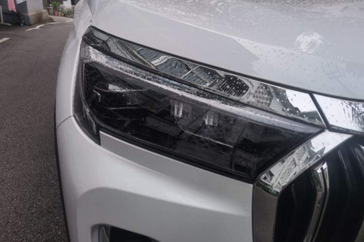 Used JETOUR X90 PRO 2024 1.6T DCT Luxury Edition 7-Seater Right Front Headlight