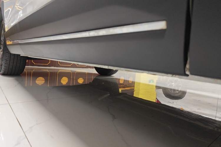 Used JETOUR X90 PRO 2024 1.6T DCT Ultimate 7-Seater Right Side Sill