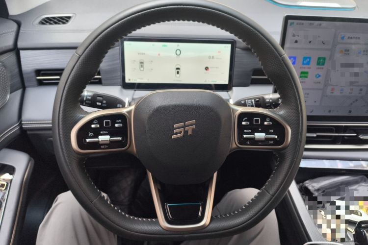 Used JETOUR X90 PRO 2024 1.6T DCT Luxury Edition 7-Seater Steering Wheel