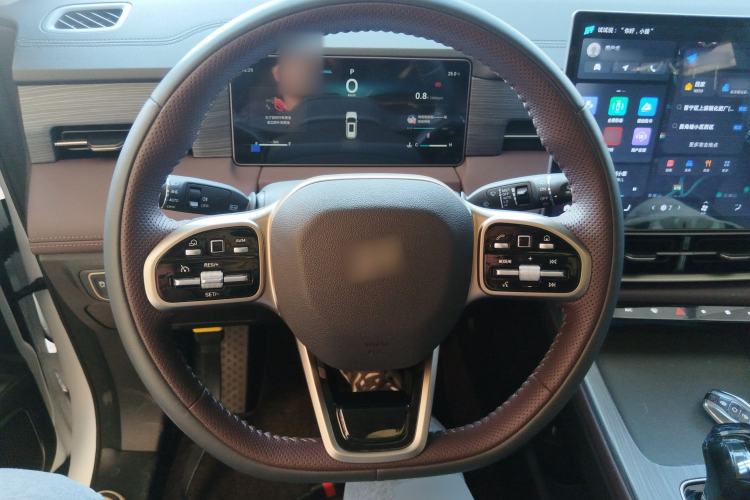 Used JETOUR X90 PRO 2024 1.6T DCT Luxury Edition 7-Seater Steering Wheel