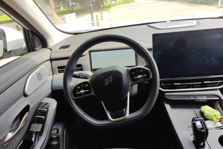 Used JETOUR X90 PRO 2024 1.6T DCT Ultimate 7-Seater Steering Wheel