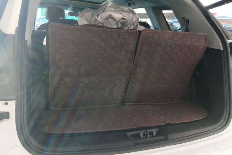 Used JETOUR X90 PRO 2024 1.6T DCT Luxury Edition 7-Seater Trunk