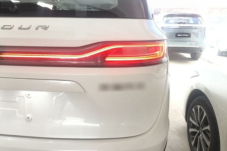 Used JETOUR X90 PRO 2026 Model 2.0T DCT Elite Edition 5-seater Right Rear Taillight