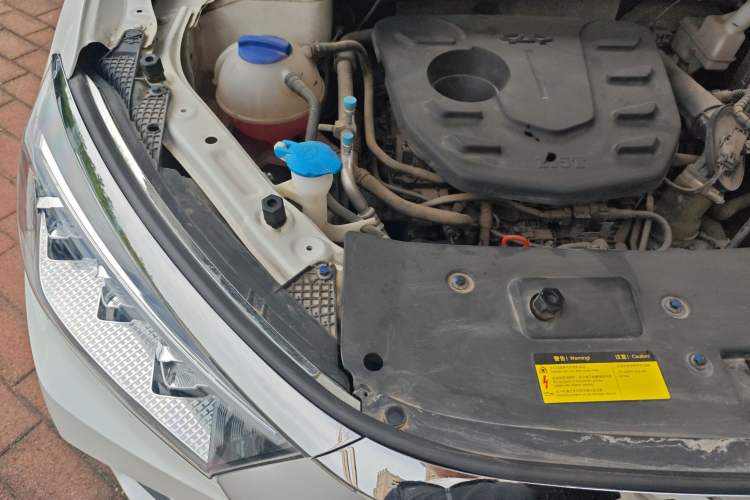 Used JETOUR X95 2020 1.5T Manual Free Edition 5-Seater Engine Bay Right