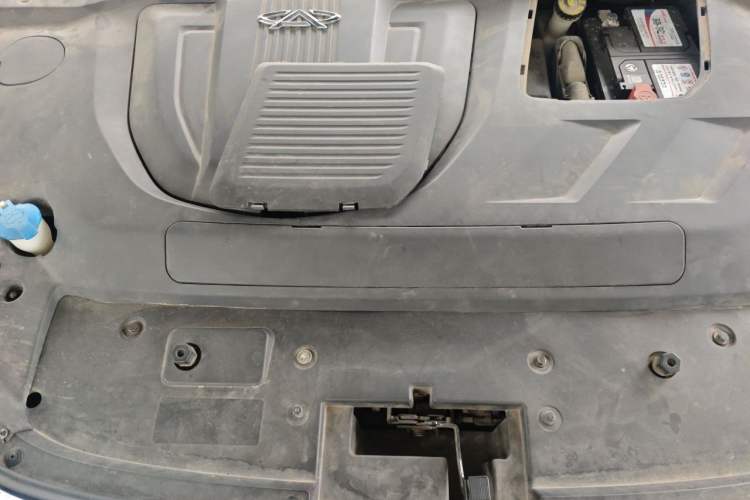 Used JETOUR X95 2020 1.6T DCT Exploration Pro Edition 5-seater Engine Bay