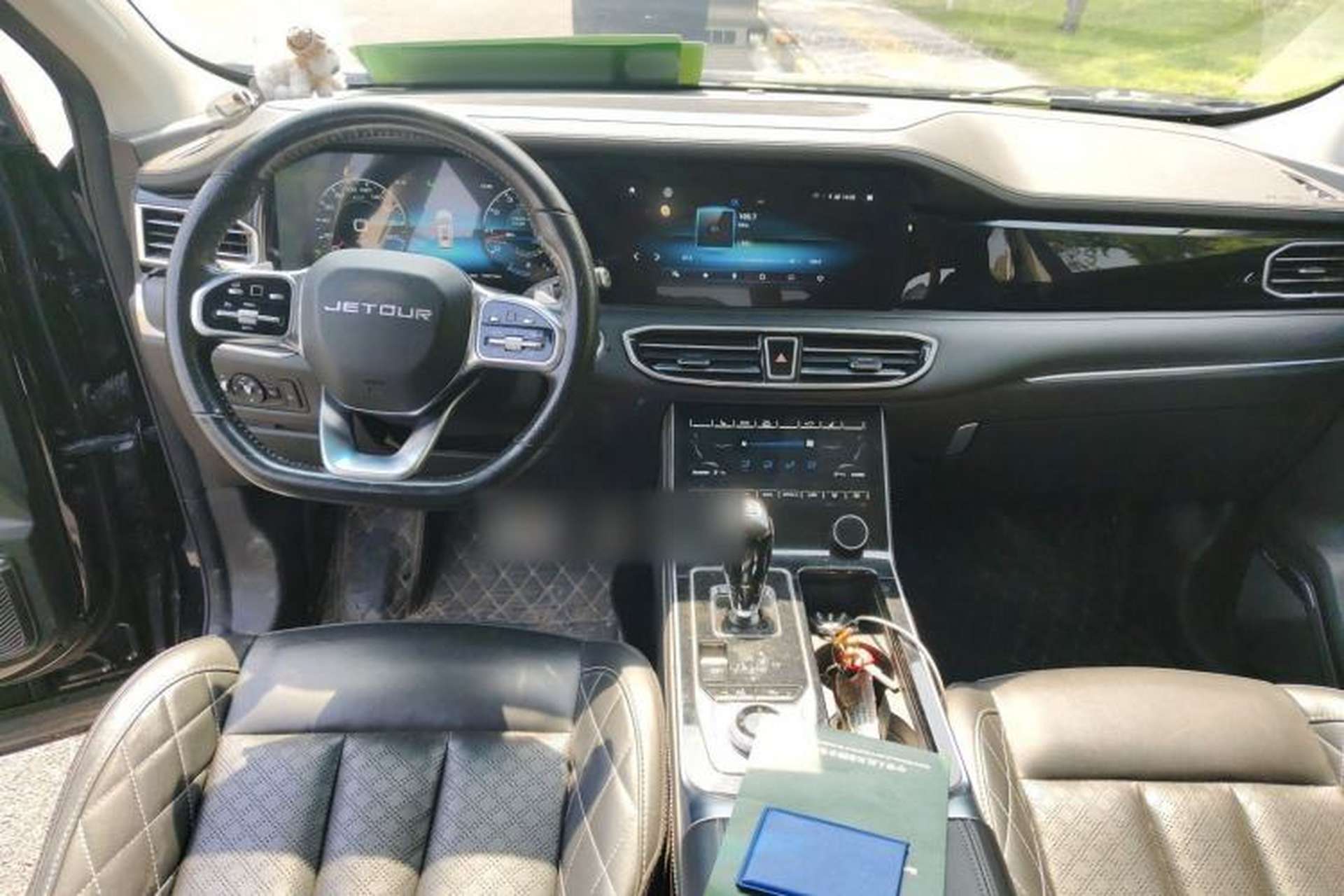 Used JETOUR X95 2020 1.6T DCT Exploration Pro Edition 6-seater Interior 2
