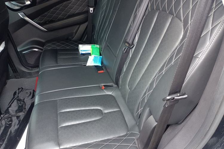 Used JETOUR X95 2020 1.6T DCT Conquer Pro Edition 7 Seats Left Rear Seat