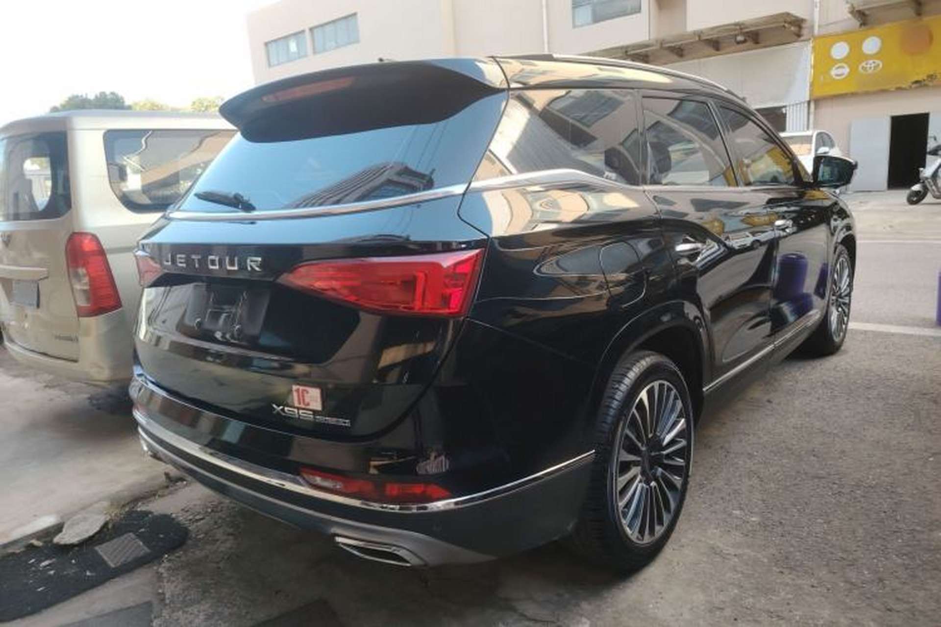 Used JETOUR X95 2020 1.6T DCT Exploration Pro Edition 5-seater Rear Right 45 Deg