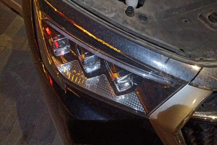 Used JETOUR X95 2020 1.6T DCT Exploration Pro Edition 5-seater Right Front Headlight