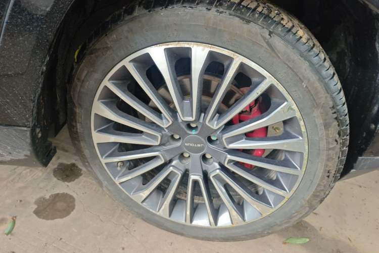 Used JETOUR X95 2020 1.6T DCT Exploration Pro Edition 5-seater Right Front Wheel Hub