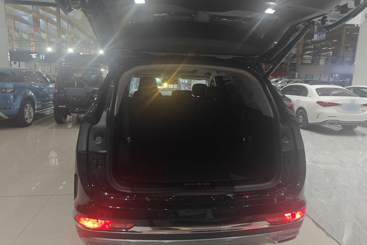 Used JETOUR X95 2020 1.6T DCT Exploration Pro Edition 7 Seats Trunk