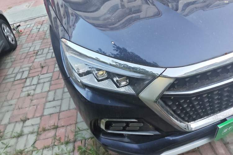 Used JETOUR X95 2020 1.6T DCT Exploration Pro Edition 7 Seats Right Front Headlight