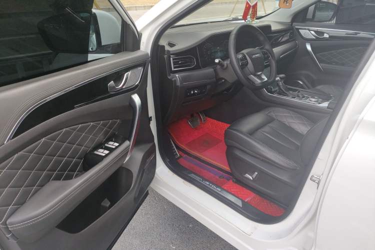 Used JETOUR X95 2020 1.6T DCT Discovery Pro Edition 6-Seater Driver Seat
