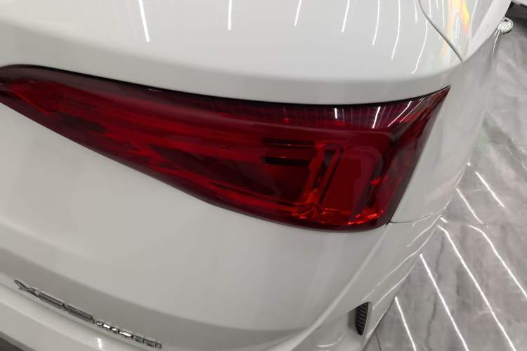 Used JETOUR X95 2020 1.6T DCT Love Pro Edition 6-Seater Exterior 3