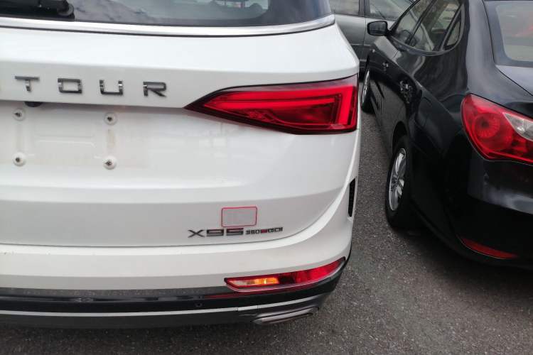 Used JETOUR X95 2020 1.6T DCT Discovery Pro Edition 5-seater Exterior 6