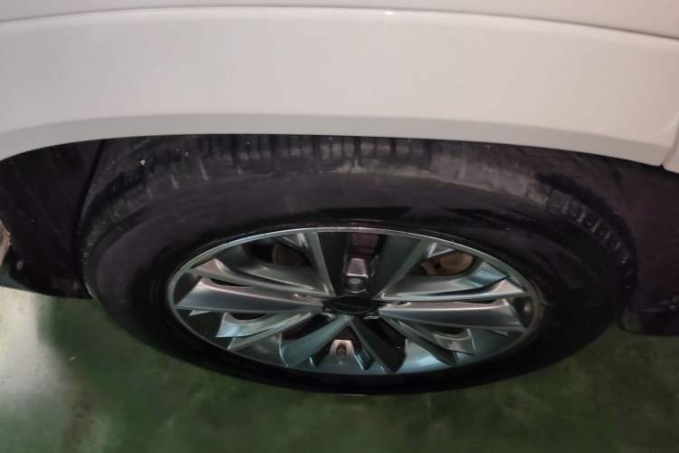 Used JETOUR X95 2020 1.6T DCT Discovery Pro Edition 6-Seater Exterior 8