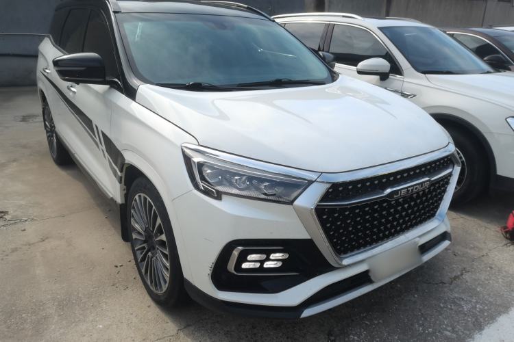 Used JETOUR X95 2020 1.6T DCT Love Pro Edition 6-Seater Front Right 45 Deg