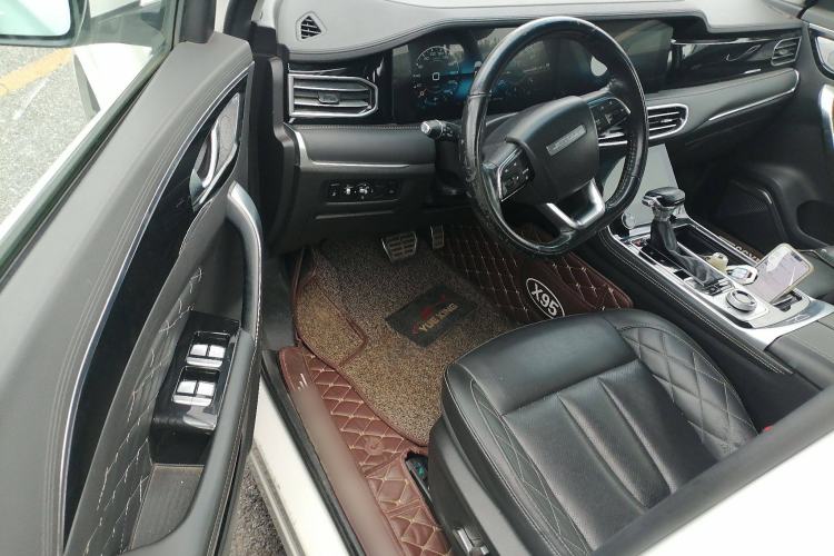 Used JETOUR X95 2020 1.6T DCT Discovery Pro Edition 5-seater Interior 3