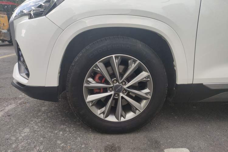 Used JETOUR X95 2020 1.6T DCT Discovery Pro Edition 6-Seater Left Front Wheel Hub